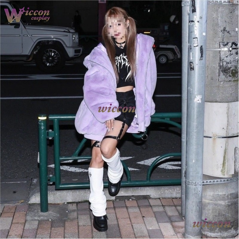 CosC Winter Clothing Women's J - đánh giá và giá Winter Clothing Game