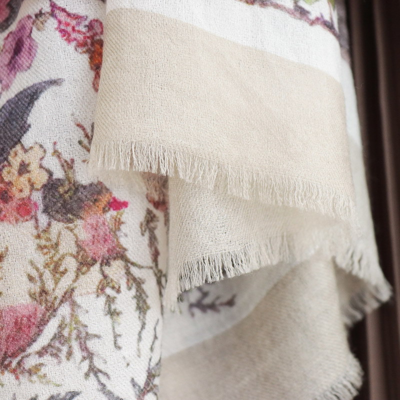 Pure Cashmere Tassels Shawls L - đánh giá và giá Winter Clothing Hong Kong