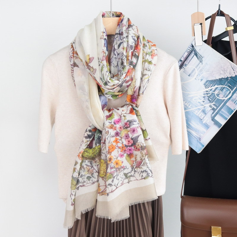 Pure Cashmere Tassels Shawls L - đánh giá và giá Winter Clothing Hong Kong